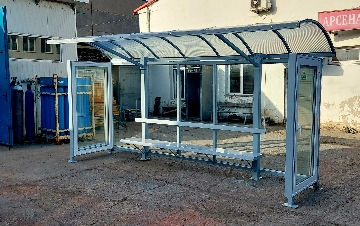 Автобусни спирки